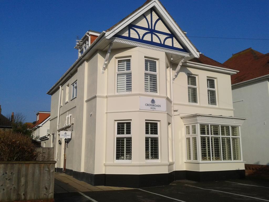 Crossroads Hotel Bornemouth Extérieur photo