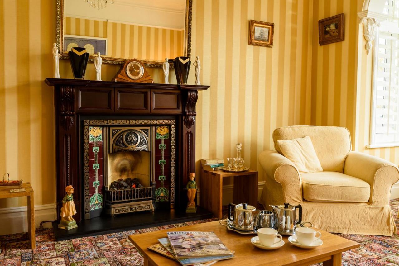 Crossroads Hotel Bornemouth Extérieur photo